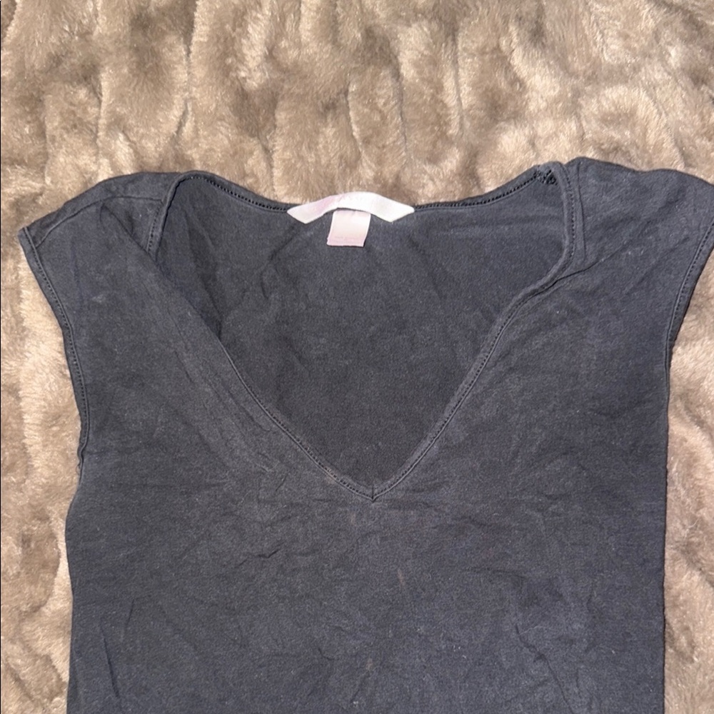 Vintage VS V-Neck Top